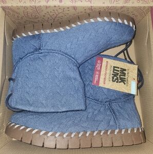Muk Luks Denim Blue Knit Ankle Boots